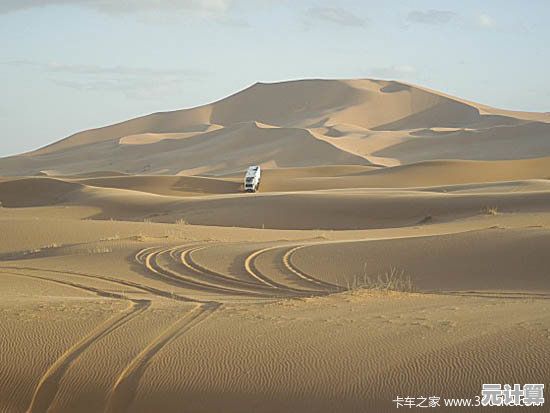 渴望自由切换视角驰骋沙漠？长途旅行2》难道不是你的最佳选择？