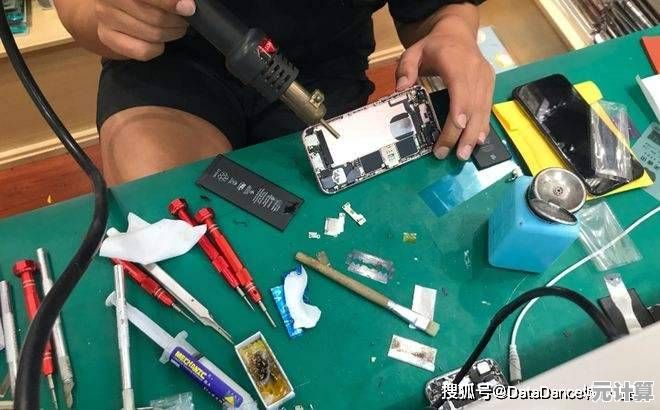 手机维修专家团队：提供快速可靠的技术支持，确保您的手机顺畅运行