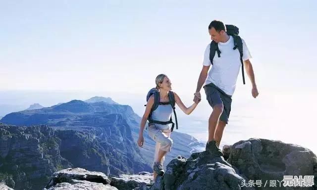 想体验真实驾驶的快感？快来试试《登山赛车国际服》吧！