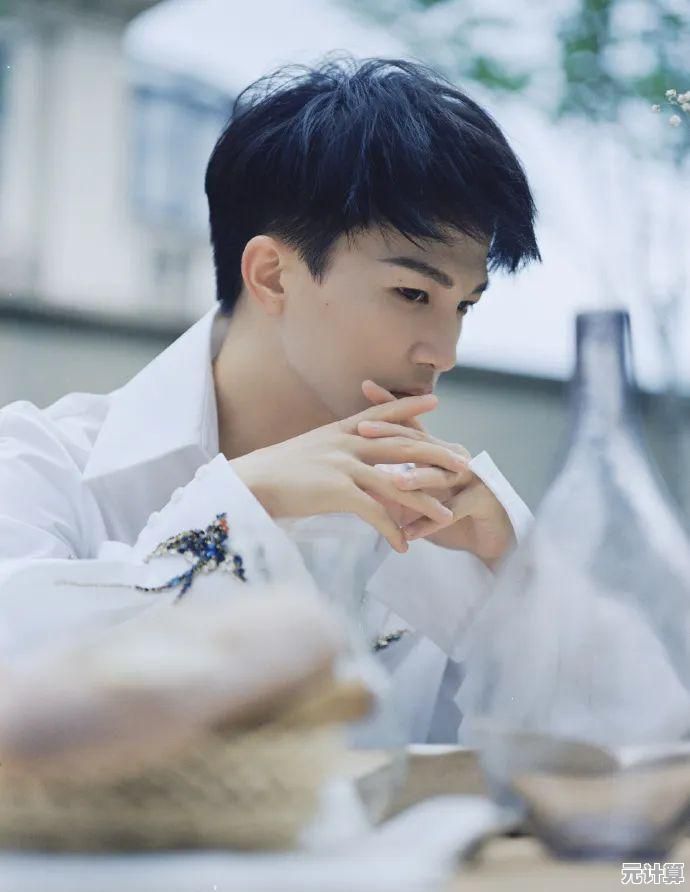 还在为手机存储和发热发愁？快试试《王者荣耀国际服云游戏》吧！