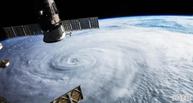 雷霆战机2025全新战神集结，合成攻略助你称霸星际战场！