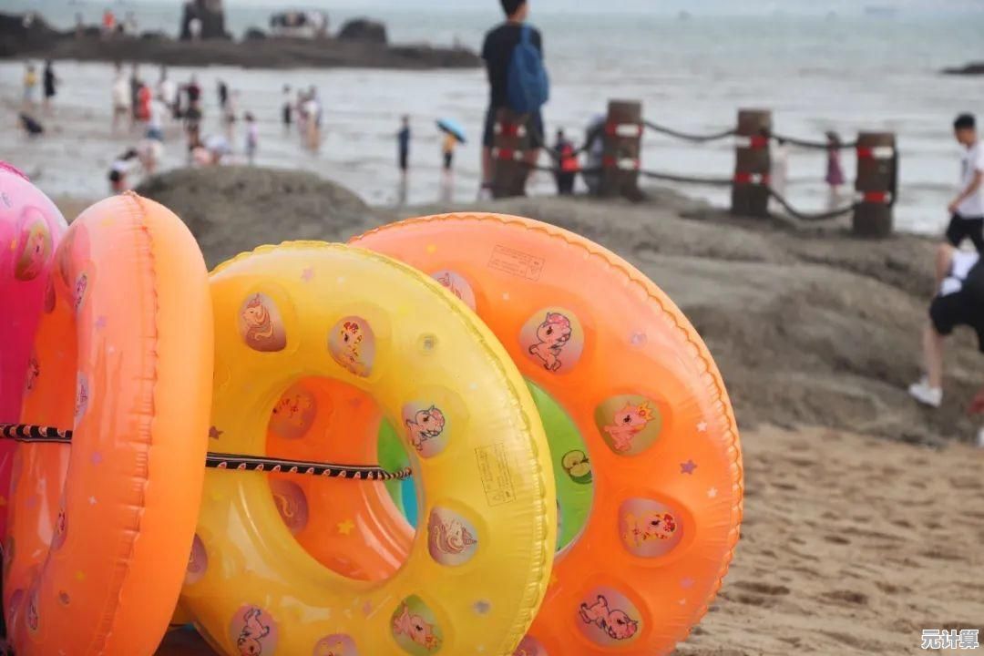 谁说撸猫不能享受海边阳光？养了个猫》的沙滩风情你试过了吗？