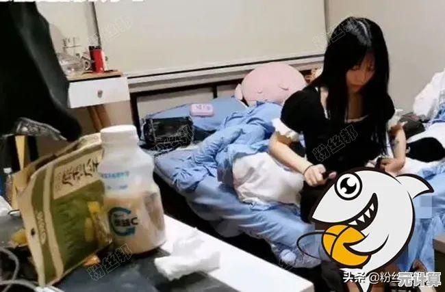 想体验创意无限的休闲换装乐趣？DIY袜子》绝对是你的不二之选！