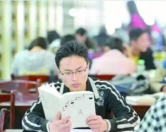 沉浸式体验升级：2025年八大超级英雄游戏开启黄金新纪元