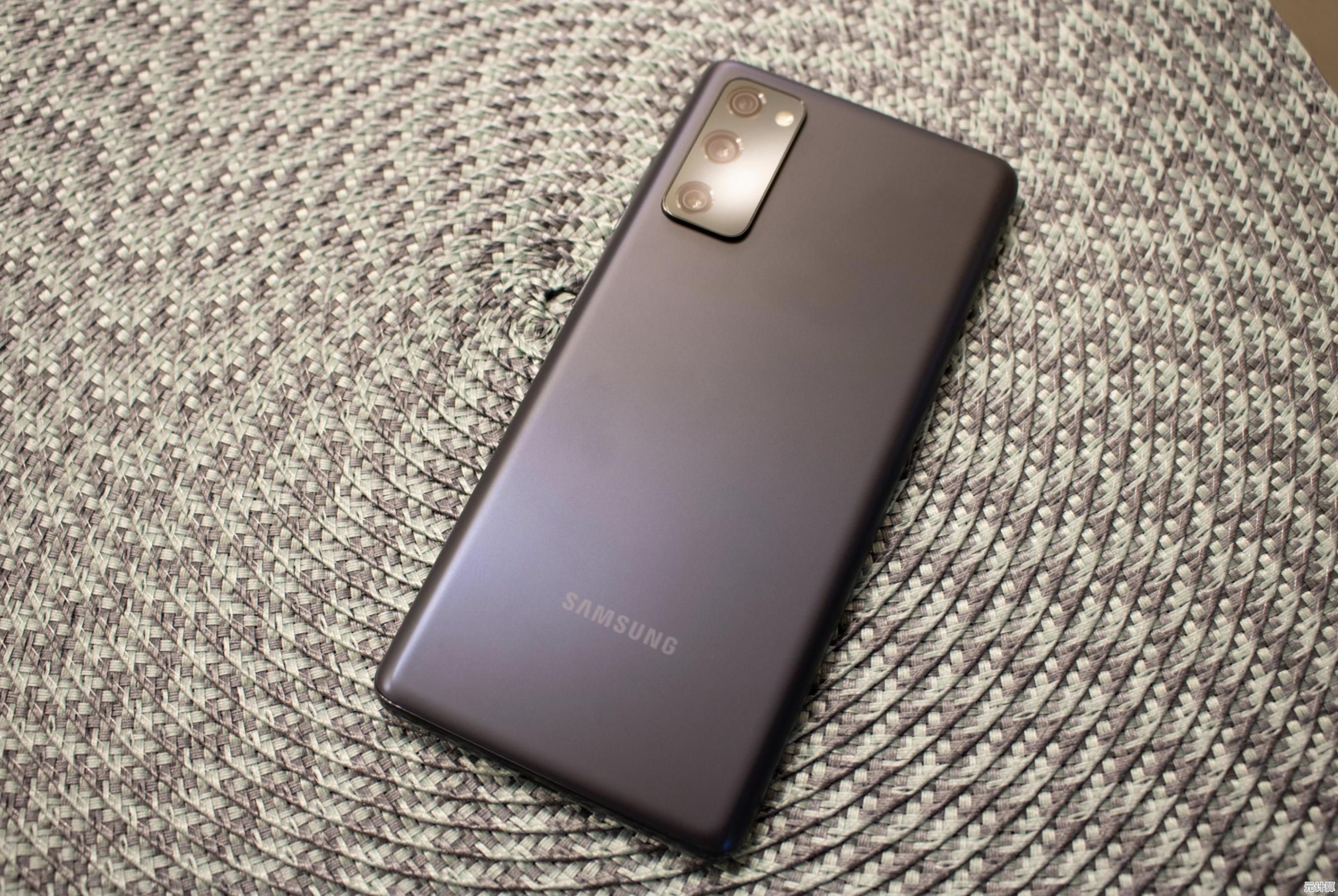 2021年5G手机综合性能排行榜：热门机型全面解析