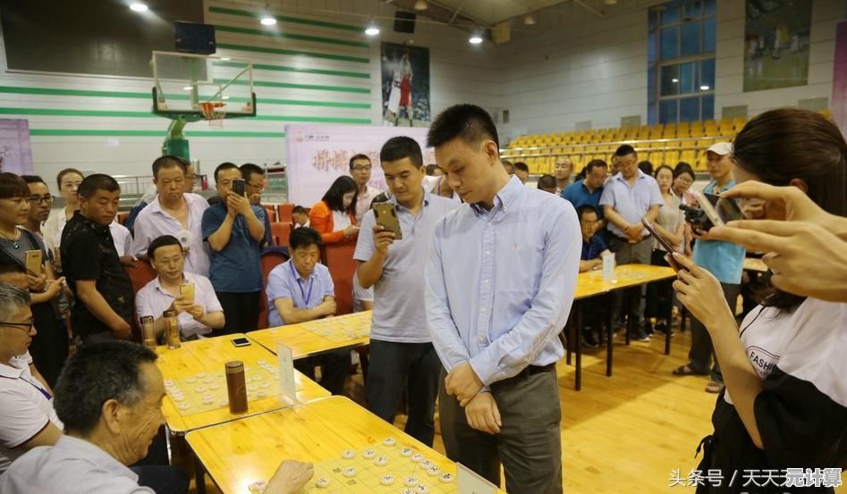 国际象棋入门指南：轻松掌握核心技巧快速提升棋艺水平