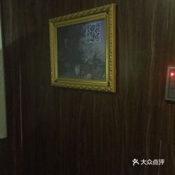 2025年全新禁锢密室主题上线，立即预订体验极致逃脱乐趣！