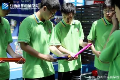 江西新华电脑学校：成就未来科技精英，铸就职业辉煌的摇篮