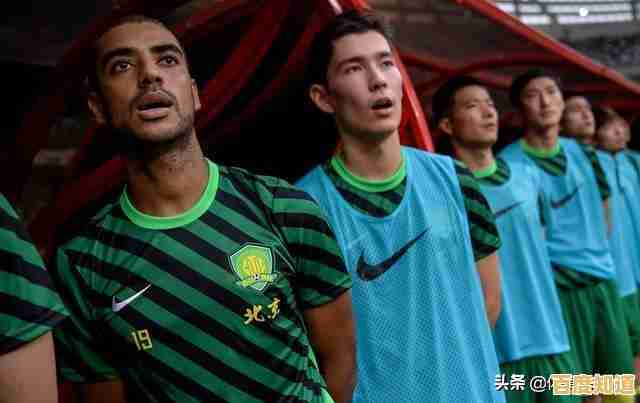 想在手机上体验FIFA系列?足球在线4移动版怎么能错过!