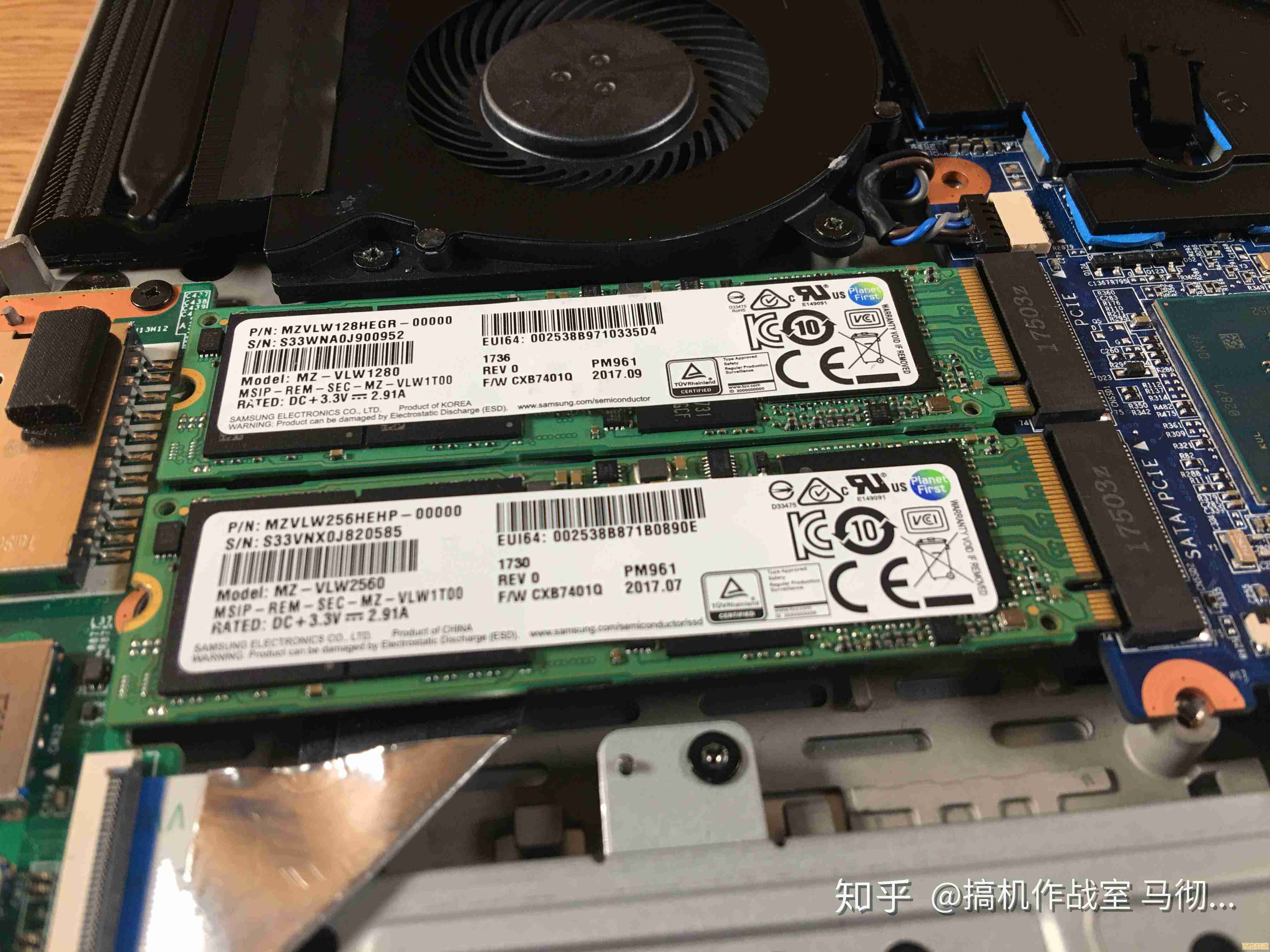 机械硬盘和固态硬盘:数字化时代存储解决方案的革新路径 机械硬盘和固态硬盘:数字化时代存储解决方案的革新路径